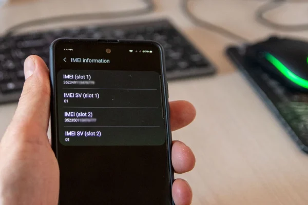 Смартфони прив’яжуть до IMEI на кордоні: Мінфін затвердив нові правила імпорту телефонів